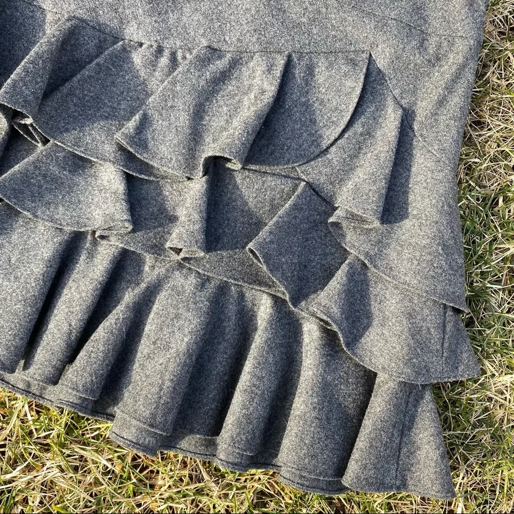 Ralph Lauren Rugby charcoal gray wool ruffle skirt - Picture 6 of 6